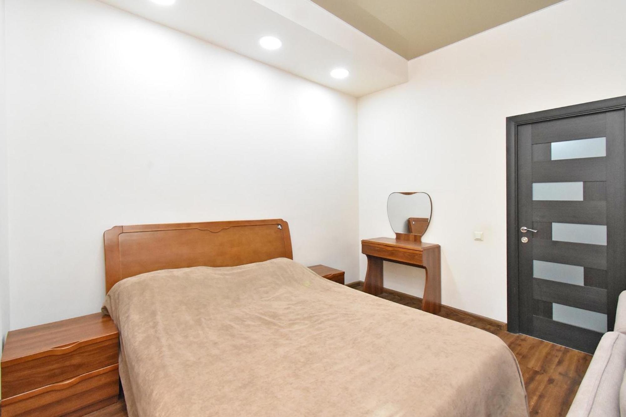 Yars Apartments เยเรวาน ภายนอก รูปภาพ